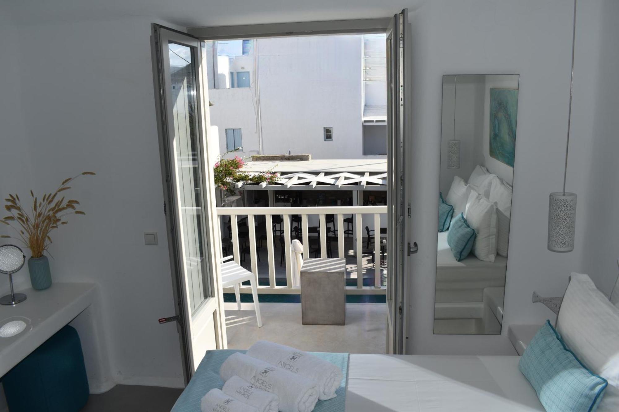 Angels Pillow Luxury Boutique Residence - Adults Only 나오우사 객실 사진