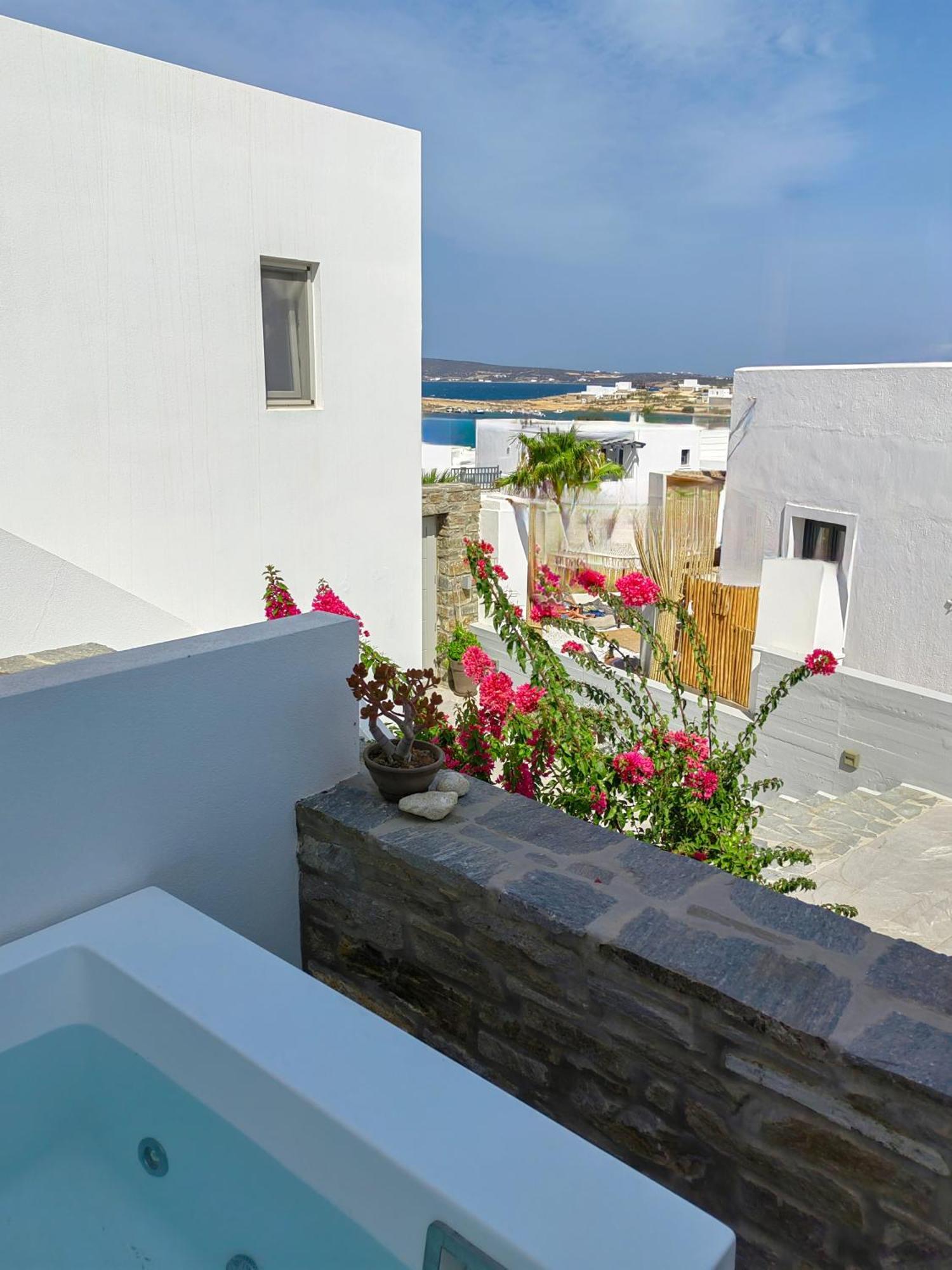Angels Pillow Luxury Boutique Residence - Adults Only 나오우사 객실 사진
